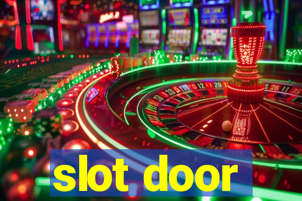 slot door