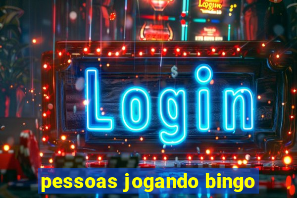 pessoas jogando bingo