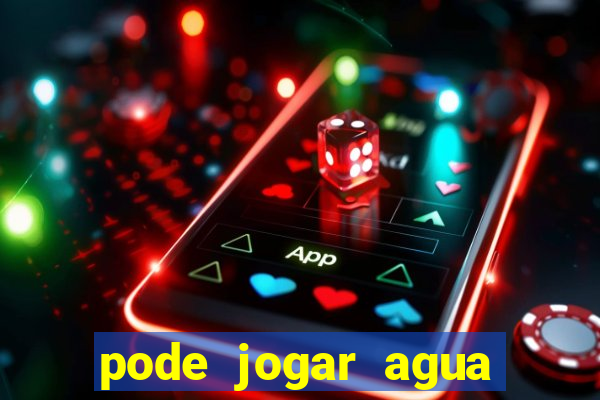 pode jogar agua fervente na pia