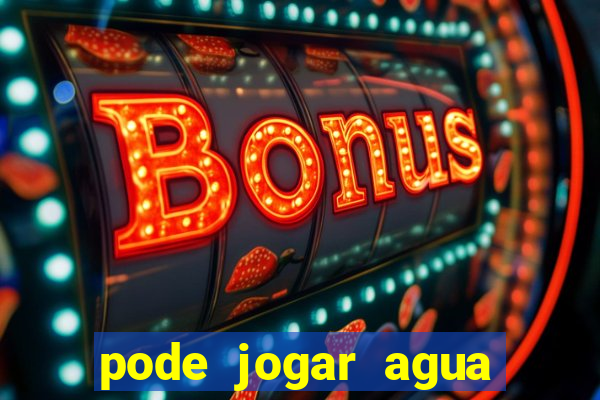 pode jogar agua quente na privada