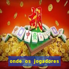 onde os jogadores do corinthians moram